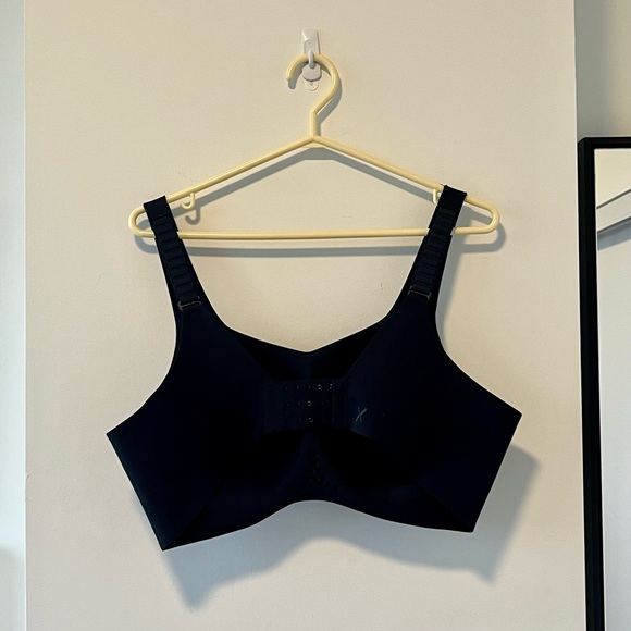 Knix Catalyst Sports Bra - Black - Picture 5 of 6